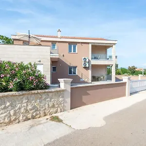  Apartman Velic